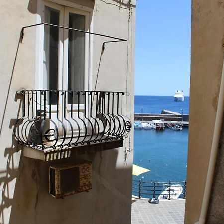 Casa Vacanza U Curtigghiu Lipari  Zewnętrze zdjęcie